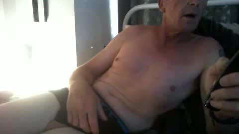 mrgray11xxx aussie online show from 09-28-25, 08:03