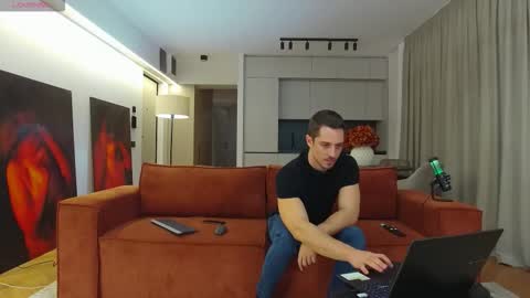 juan luis online show from 11-10-25, 03:11