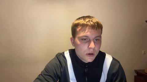 Max online show from 10-10-25, 07:35