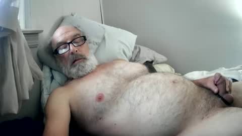 Snapshot of mrjames59 chatting on 12-21-24, 12:49 mrjames59 online show from 12-21-24, 12:49