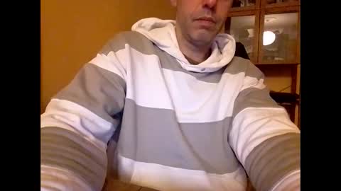 Snapshot of mrjungleman chatting on 01-26-25, 07:09 mrjungleman online show from 01-26-25, 07:09