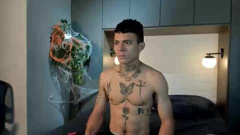 Snapshot of mrjustin_ chatting on 10-25-25, 09:31 mrjustin_ online show from 10-25-25, 09:31