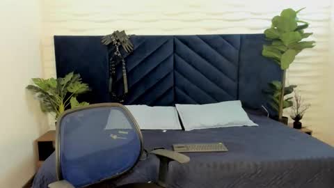 Snapshot of mrjustin_ chatting on 10-30-25, 09:04 mrjustin_ online show from 10-30-25, 09:04