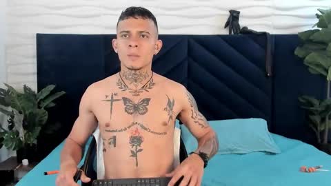 Snapshot of mrjustin_ chatting on 12-17-25, 08:59 mrjustin_ online show from 12-17-25, 08:59