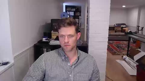 Snapshot of mrkenridge chatting on 04-29-26, 04:00 mrkenridge online show from 04-29-26, 04:00