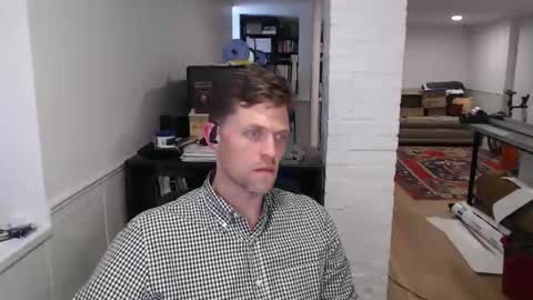 Snapshot of mrkenridge chatting on 04-29-26, 06:03 mrkenridge online show from 04-29-26, 06:03