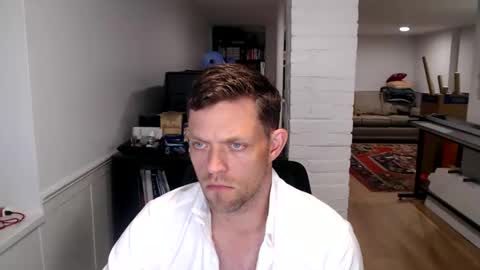 Snapshot of mrkenridge chatting on 06-09-26, 01:45 mrkenridge online show from 06-09-26, 01:45