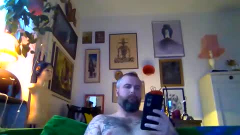 Snapshot of mrkinkysweden666 chatting on 12-17-25, 12:33 mrkinkysweden666 online show from 12-17-25, 12:33