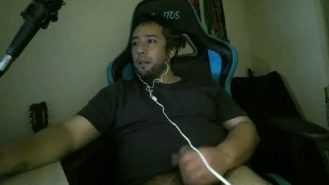 Snapshot of mrlilnice chatting on 06-20-26, 07:00 mrlilnice online show from 06-20-26, 07:00