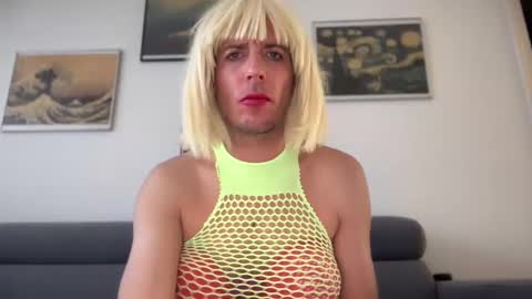 TaleOfLaura online show from 01-20-25, 08:19