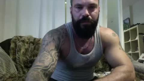 Snapshot of mrmsnow chatting on 09-18-25, 09:22 Mr Snow online show from 09-18-25, 09:22