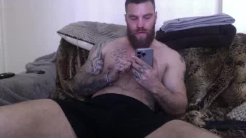 Snapshot of mrmsnow chatting on 05-26-26, 09:27 Mr Snow online show from 05-26-26, 09:27
