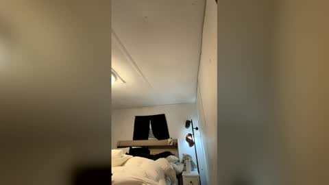 Mr 9 online show from 04-25-26, 07:00