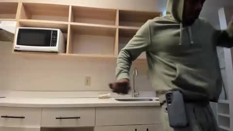 Snapshot of mromg007 chatting on 10-24-25, 11:39 mromg007 online show from 10-24-25, 11:39