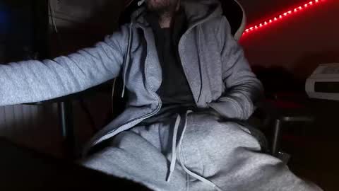 MrRogue online show from 01-09-26, 02:36