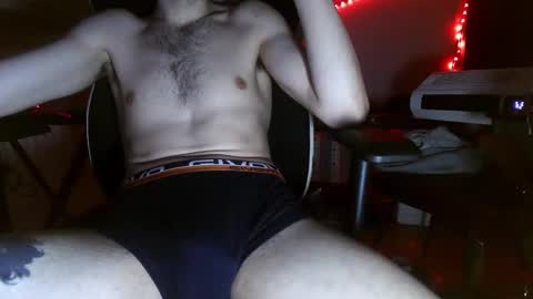 Snapshot of mrrogu3 chatting on 03-15-26, 07:09 MrRogue online show from 03-15-26, 07:09