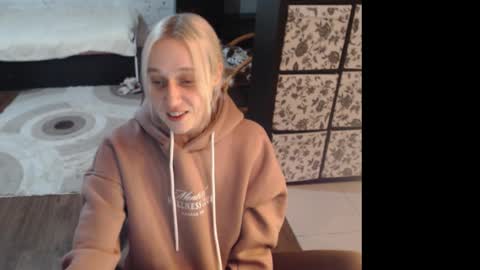 Sasha online show from 02-11-26, 05:51