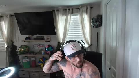 Snapshot of mrstr33tfr33k chatting on 01-21-25, 07:28 mrstr33tfr33k online show from 01-21-25, 07:28