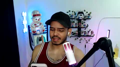 Snapshot of mrvgs chatting on 05-24-26, 11:21 Mr Vgs online show from 05-24-26, 11:21