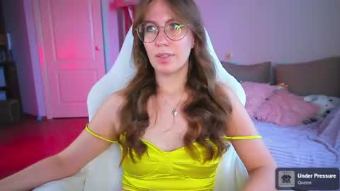 Snapshot of ms_allison chatting on 06-25-26, 11:04 Allison online show from 06-25-26, 11:04