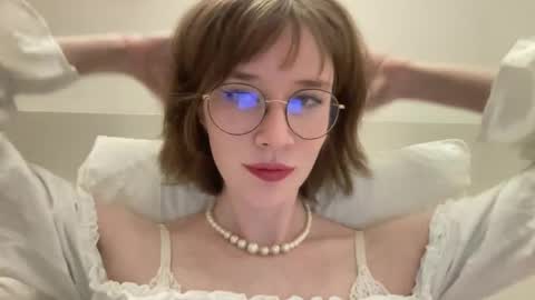 Snapshot of ms_christiana chatting on 05-14-26, 08:15 ms_christiana online show from 05-14-26, 08:15