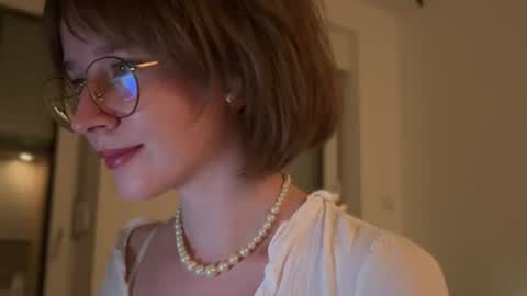 Snapshot of ms_christiana chatting on 08-04-26, 12:25 ms_christiana online show from 08-04-26, 12:25