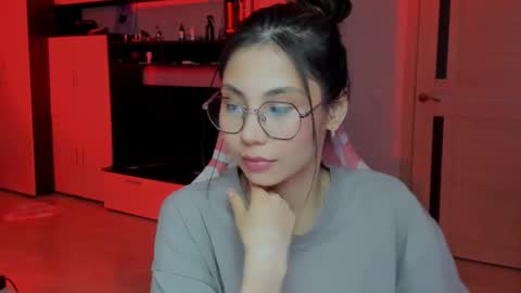 ms_emily_ online show from 01-13-26, 01:22