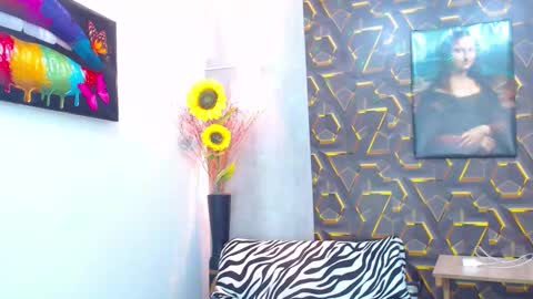 Snapshot of ms_leydi chatting on 10-08-25, 01:47 ms_leydi online show from 10-08-25, 01:47