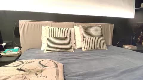 Snapshot of ms_mel chatting on 10-08-25, 07:50 Melanie online show from 10-08-25, 07:50