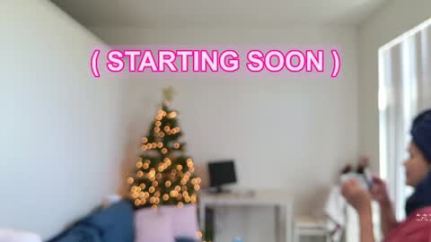 Snapshot of ms_mochii chatting on 06-13-26, 05:33 R o r i SnapChat heyroriv2 wednesday - sunday Noon oclock mountain - 5pm mountain online show from 06-13-26, 05:33