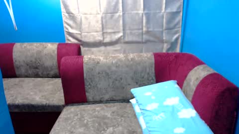 Snapshot of ms_nathalie chatting on 02-28-25, 06:21 Nathalie online show from 02-28-25, 06:21