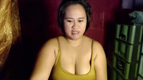 Nathalie online show from 04-17-26, 03:15