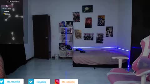 Snapshot of ms_ratuelita chatting on 02-27-25, 09:47 Manuela3 online show from 02-27-25, 09:47