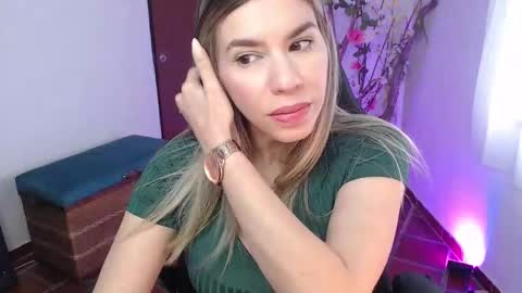 Snapshot of ms_sofiax chatting on 01-12-26, 03:17 Sofia online show from 01-12-26, 03:17