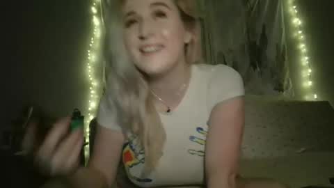 Snapshot of msclairewhatever chatting on 02-02-26, 06:23 msclairewhatever online show from 02-02-26, 06:23