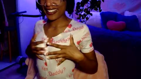 Snapshot of msemonibrown chatting on 12-18-25, 11:16 CocoSage online show from 12-18-25, 11:16