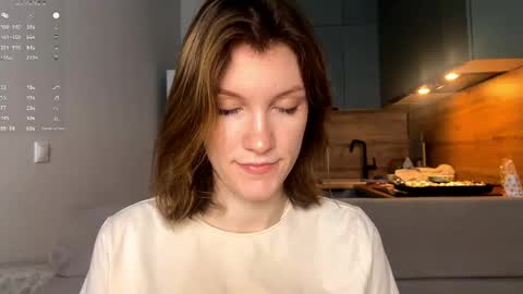Snapshot of msjill chatting on 04-16-26, 08:26 Sue online show from 04-16-26, 08:26
