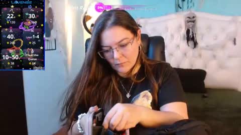 Jossie online show from 10-24-25, 03:25