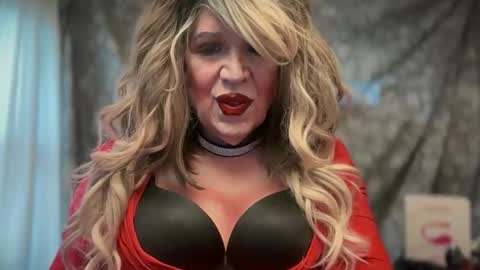 Snapshot of mskarentoy chatting on 10-20-25, 08:09 mskarentoy online show from 10-20-25, 08:09