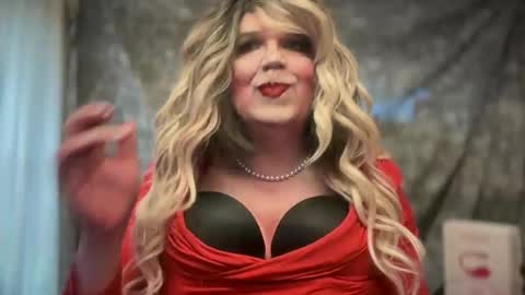 Snapshot of mskarentoy chatting on 10-26-25, 08:48 mskarentoy online show from 10-26-25, 08:48