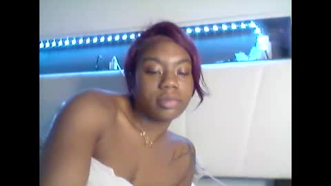 Snapshot of mskitty000 chatting on 12-22-25, 07:49 mskitty000 online show from 12-22-25, 07:49