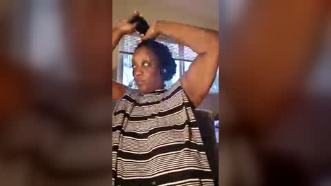 Snapshot of msmechocolate chatting on 08-01-26, 12:32 msmechocolate online show from 08-01-26, 12:32