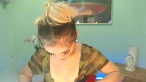 msmeygan online show from 11-20-25, 06:40