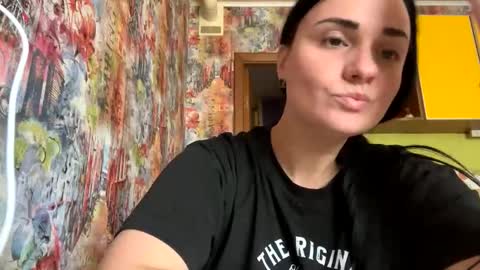 msmilana online show from 10-25-25, 09:06