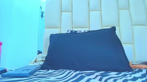 Snapshot of mss_mar chatting on 11-01-25, 03:30 FERNANDA 3 online show from 11-01-25, 03:30