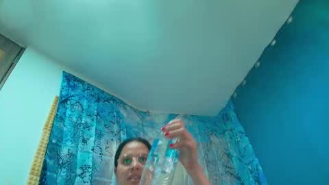Snapshot of msspaola chatting on 02-12-26, 06:08 msspaola online show from 02-12-26, 06:08