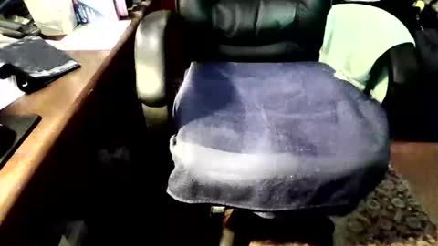 Snapshot of mthergoose chatting on 05-18-26, 02:34 Goose online show from 05-18-26, 02:34