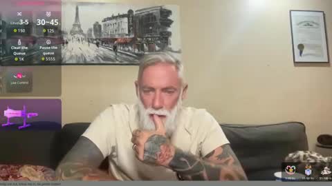 Snapshot of mtlbiker chatting on 09-19-25, 12:34 BikerDude online show from 09-19-25, 12:34
