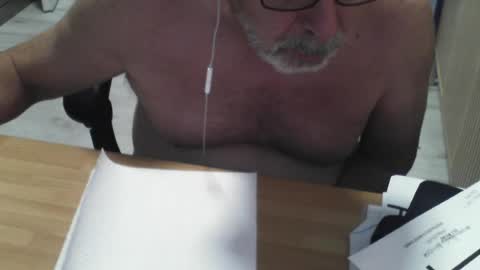 Snapshot of mtwpaul chatting on 07-21-26, 03:47 mtwpaul online show from 07-21-26, 03:47