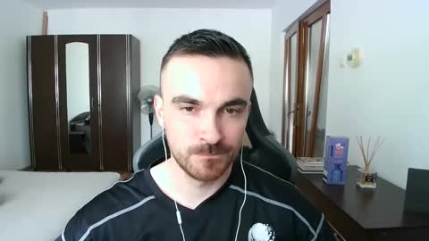 Victor online show from 04-07-26, 12:05